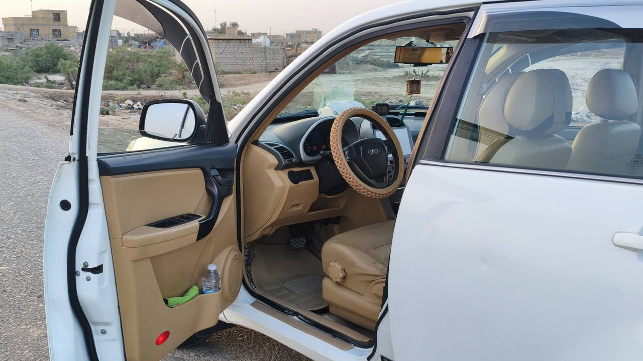 السلام عليكم 
تيگو للبيع موديل 13 بأسمي رقم بابل انگليزي سنوية لغاية سنة 2030 بيها تصليح خياسات دواخل نظيفة جداً ما ناقصة شي 
التواصل على الرقم ***********
السعر 58 وبيها مجال
مكاني الديوانية
