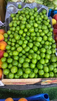خضرة وفواكه • دجاج ولحوم • توصيل