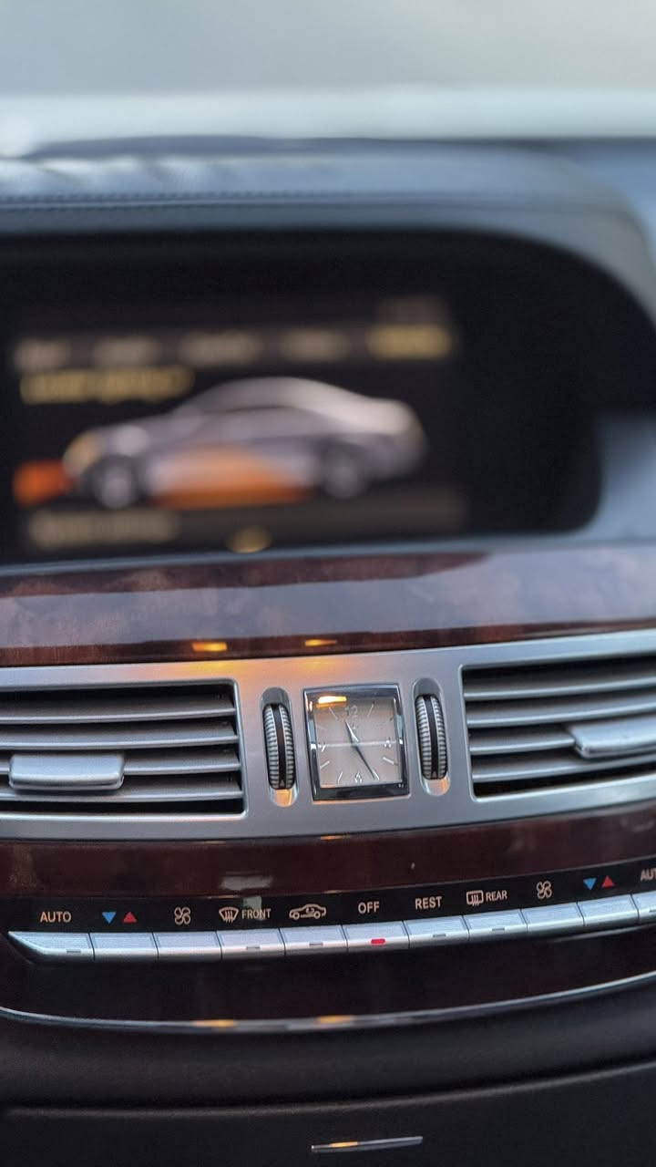 *************************************************
للبيع مارسدس s550 L (ادوات) (ادوات) (ادوات)
باب طويل وارد يابان 2009
ماشيه 116000
داخل جلد اسود 
4 بيبان شفط
5 بردات
ويل amg
فچوچ amg
كت amg
فتحه سقف 
جام بولورايس
4 كشنات كهرباء
تدفئه بالمقاعد
سترين كهرباء 
جام اوتو 
مكينه و كير مكفولات
السياره كفاله عامه من سرقه و انتربول و عشائر 
اشاير بالمري
تخم تاير
حداديه جديده
************************************************* 
السياره خير من الله و احلا من الصور 
و السياره جديده بمعنى الكلمه 
سعر السياره 105 و بيها مجال (قابل للتفاوض) 
متواجد على الفيس 

للاستفسار 
***********
