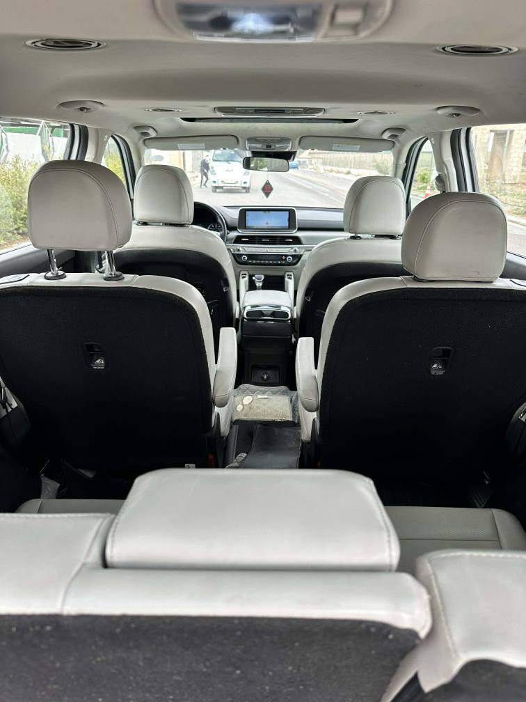 Kia Telluride 2022 کیا تیلوراید فول 
فول مواصفات بانوراما بصمە فورویل محرک 3.8 کشنات جلد کهربائی کشنات سیاحي شاشة کبیر و کامیرا تبريد مركزي 3 قطع 
لدات مصباح امامي وخلفی رادار امامي + رادار جانبي
3 مقعد ( 7 راكب ) نظام قيادة ذکي نورمال سبورت
محرك ستة سلندر حجم 3800L
بس بیها بابین مصبوغ بجم و خلفی کبس بشرط
رقم شاصی 5XYP6DHC4NG235683
ماشیە 50 الف سیارە رقم اربیل باسمی
سعر 250 ورقە و مجال
*********** واتساب
تیلیراید مودیل 2022 فول مواصفات مکینە گەروە 3.8 حەوت نەفەری دەبل اکسل پانۆراما بەسمە شاشە گەورە کوشن جلد کارەبایی سیاحی تحکم ستیرن و رادار دوو بەسمە بیلاد لەگەلە
تەنیا 2 درگای سکنی سبغە پێش و پشتی کەپسە
بەناوی خۆمە و هەموو شتی تازەیە
سعری 250 وەرەقە و مجال
*********** واتساب أربيل, العراق
