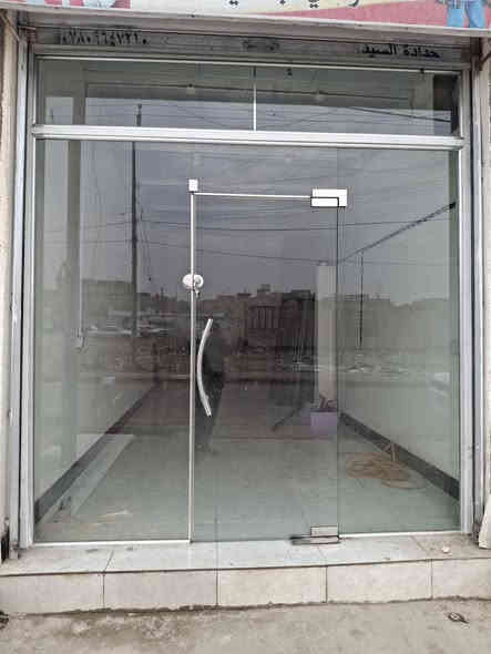 جام خانه نظافه 100% للبيع
الارتفاع 3 متر 
والعرض  مترين و75سم 
الشطره فرع المجلس البلدي 
***********
