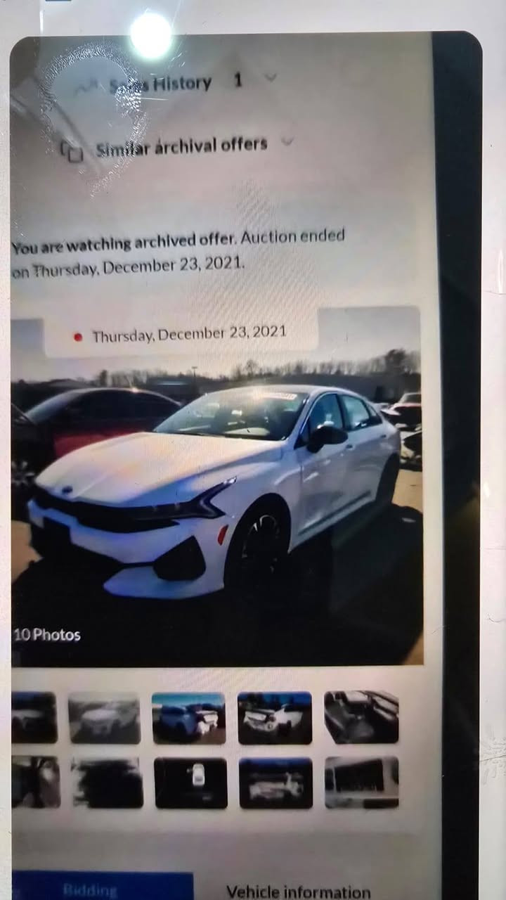 للبيع او مراوس مع شمالي 
K5اربيل ابيض 
موديل ٢١
حادث جنطه وحوض السبير كلير 
جيتي لاين 
فوول 
داخل احمر 
بانوراما 
من الاخير فول 
بدون ايرباك كلها سليمه 
السعر ١٨٠
للإستفسار 
ابو علي 
***********
***********
***********
***********
عنوان اربيل 
او فلوجه
