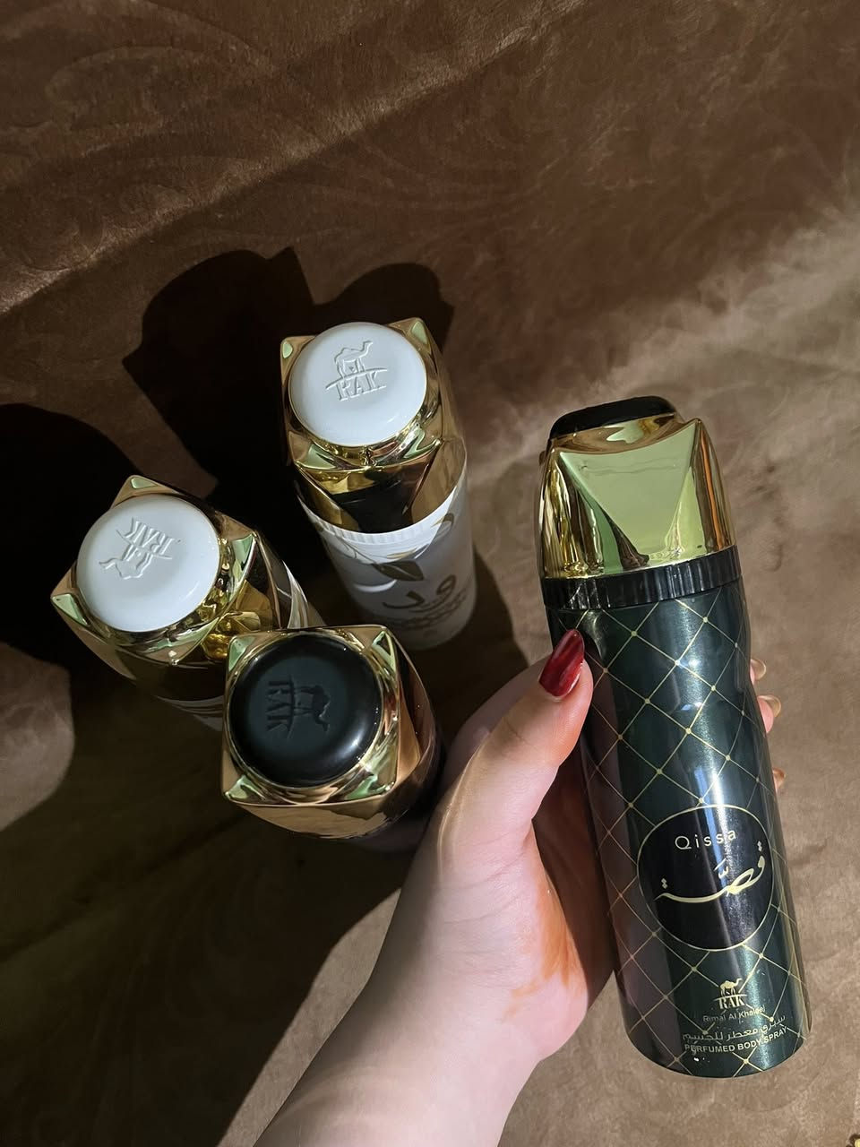 "تريدين رائحة جسم ثابتة وفريش طول اليوم؟ 🥰
 معطرات الجسم متوفرة الآن بأجمل الروائح .
خفيفة على الجلد، ثابتة، وسعرها مناسب جداً! 
اطلبي عطرك المفضل الآن عبر الخاص. 🛍️"
سعر السبلاشات : ٥ الف دينار 

سعر المعطرات : ٣ الف دينار


**إذا كنت صاحب هذا الإعلان وتريد حذفه لأي سبب، رجاءا أرسل رسالة إلى الدعم الفني**