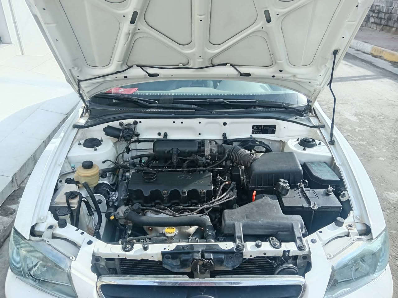 لبيع هونداي فيرنا موديل2009 كير اتماتيك سياره بي مكانات كارت سبب تقشير رقم أربيل قديم تبريد ثلج سعر68بي مجال ***********كركوك حي عدن
