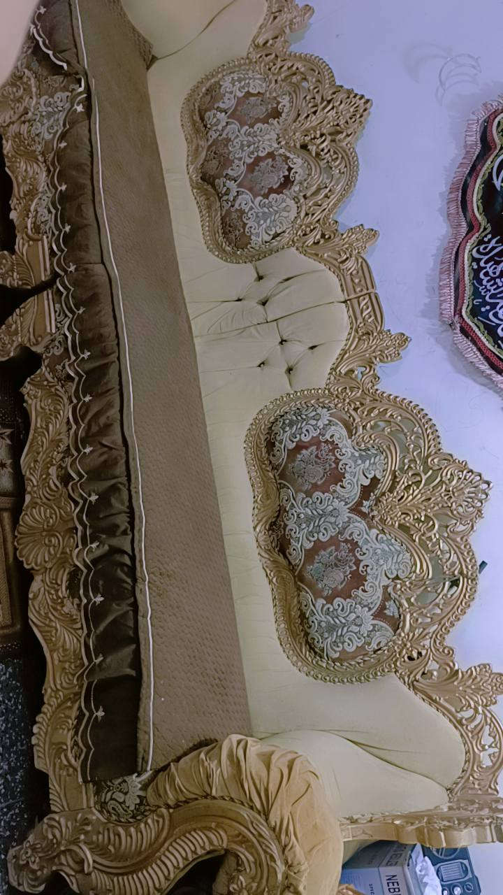 تخم  قوي ثكيل ملكي نضيف  300بي مجال10مقاعد مع كوشات مكاني بغداد حي تراث


**إذا كنت صاحب هذا الإعلان وتريد حذفه لأي سبب، رجاءا أرسل رسالة إلى الدعم الفني**
