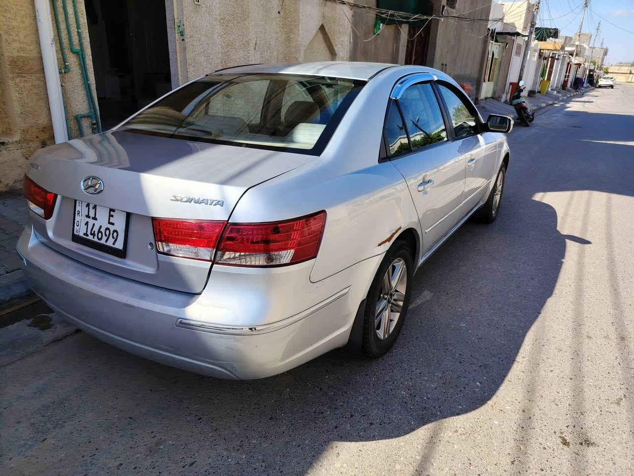 السلام عليكم
للبيع
سوناتا موديل 2010 رقم بغداد دولي محرك 2400 وارد خليجي محرك گير
خير من الله كهربائيات كلها مكفول 
سونارها مرفق مع الصور
السعر 110 وبيها مجال شي بسيط 
الاستفسار ***********
