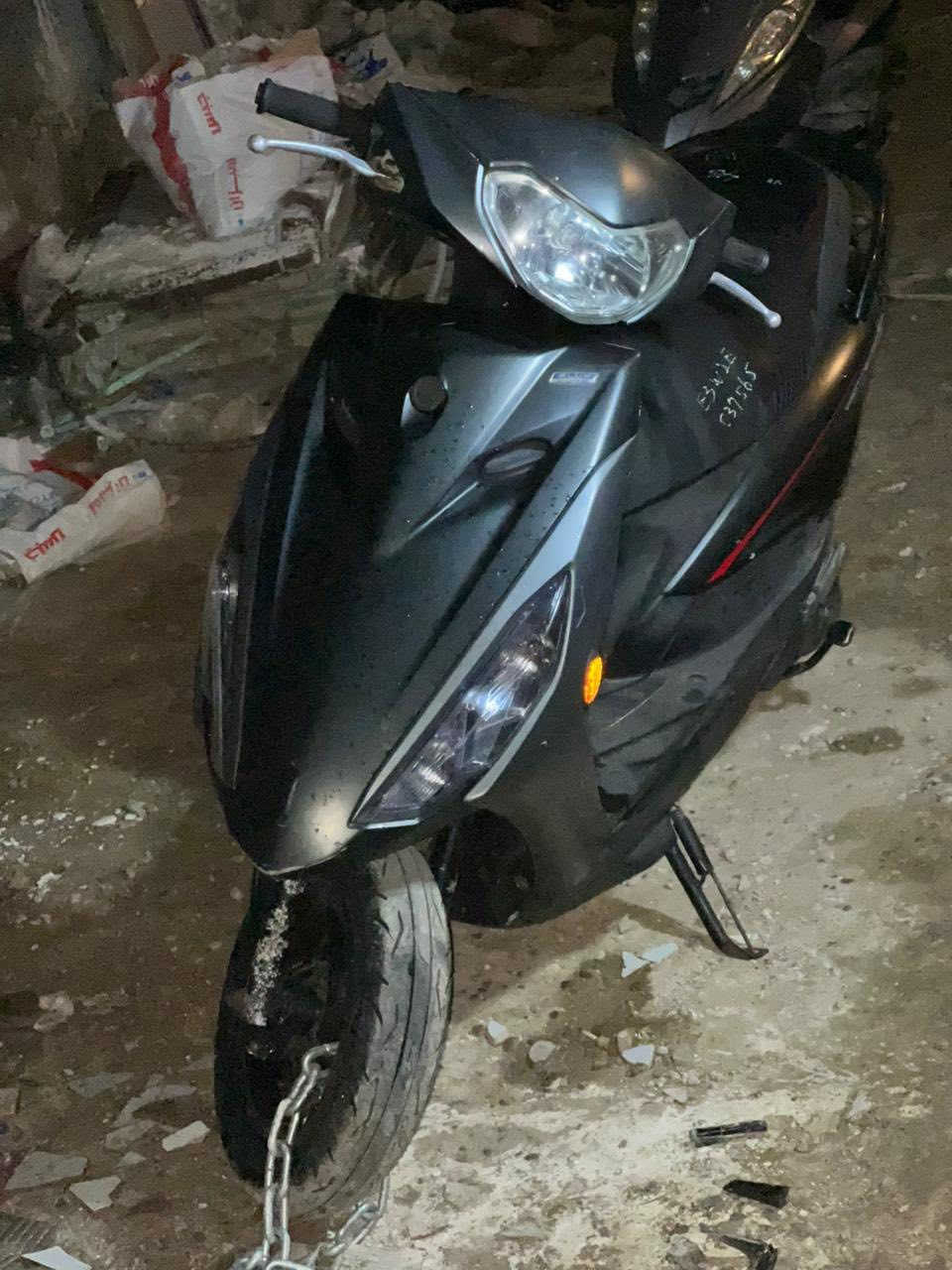 السلام عليكم حبايب دراجه اكزز موديل 2018 رمبه دراجه ما مشتغله غير بس مرتين والله. والدراجه حيل نضيفه للبيع  التواصل ***********
