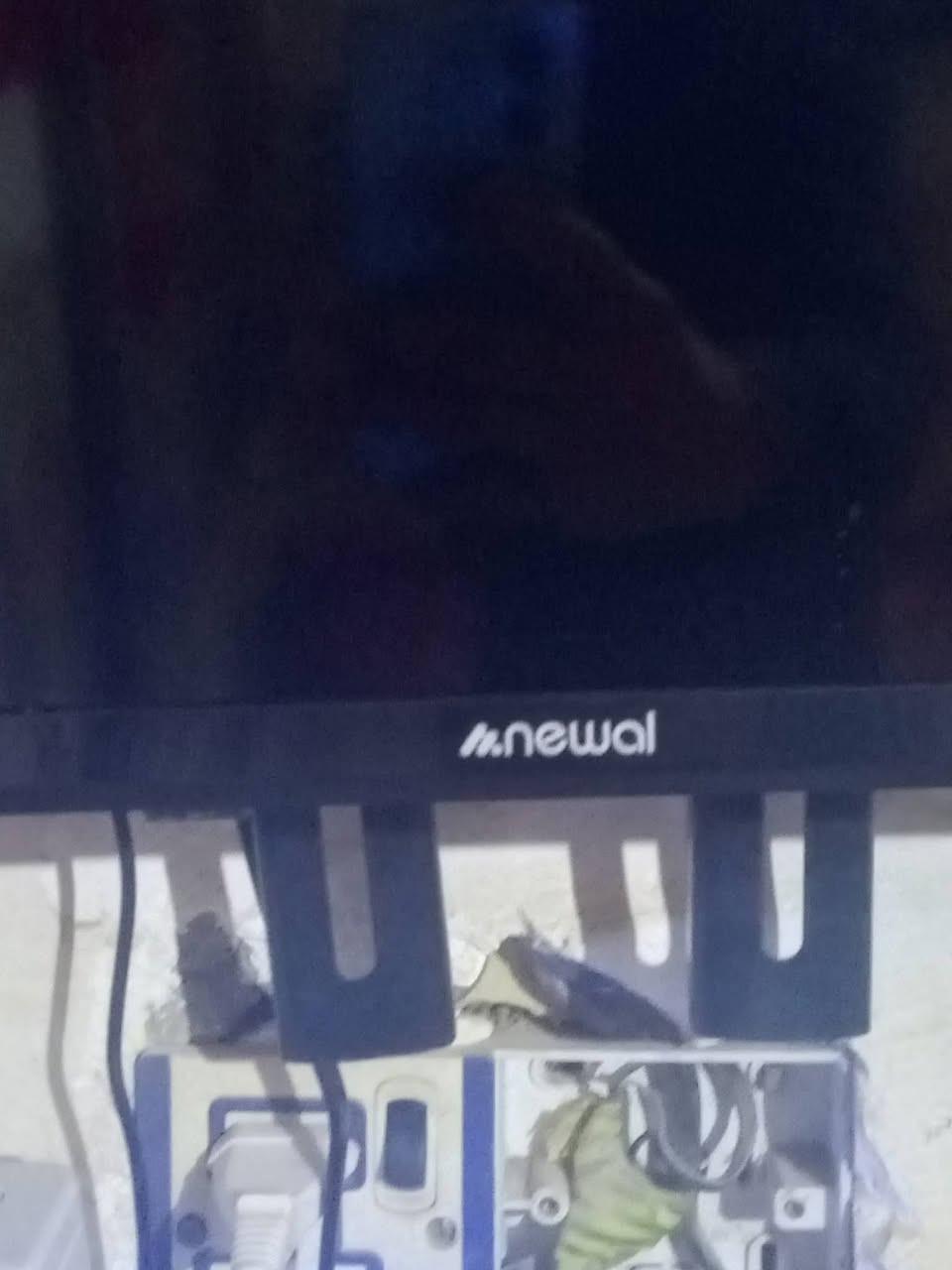 ابلازمه ام التكنيك حجم 32 للبيع السعر 100 وبيه مجال للشراي ***********
