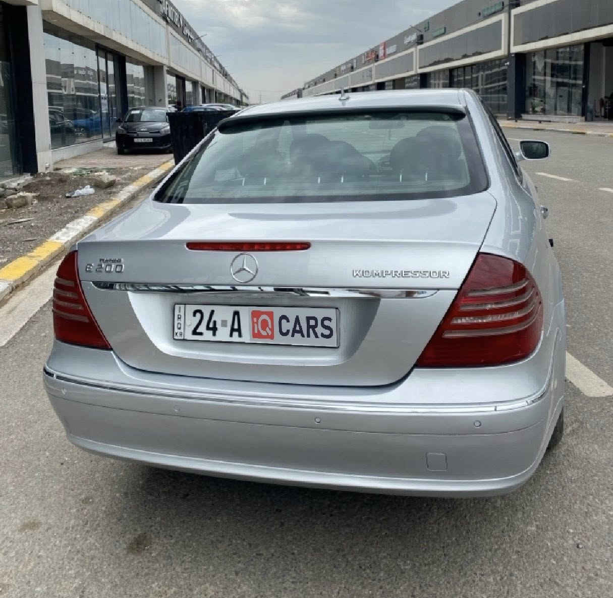 ⸻

🚗 مرسيدس صالون للبيع
موديل: 2008
اللون: سلفر

🔧 المواصفات:

* محرك 4 سلندر سوبر جارج
* كير ومحرك شرط
* كشنات كهرباء
* فتحة سقف
* كروز (قفل سرعة)
* تحكمات ستيرن

🛞 طخم تايرات جدد
🚘 طخم السيارة جديد
🛞 ويل AMG

🎨 3 قطع صبغ فقط
🚫 بدون دواخل

⛽ كوبون بانزين

📞 *********** (واتساب متوفر)

📍 الموصل

💰 السعر: 110 وبيها مجال

⸻
