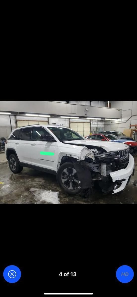 2024
4xe
بيهه رصعه بالكصه اثر التحميل 
تبديل جاملغ  ودعاميه صبغ باب الصدر 
ماشيه 22الف مايل 
 لمتد السياره داخل عسلي بدون ايرباك 

سعرهه 31000$
***********
واتس اب
