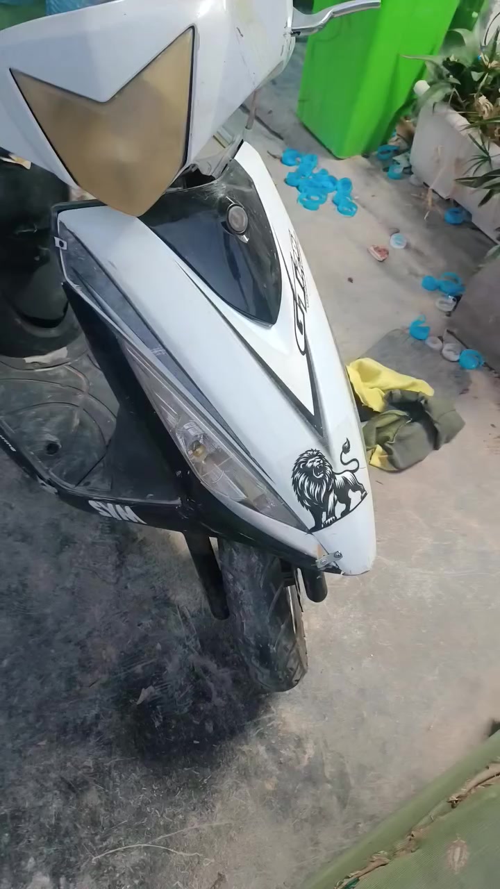 السلام عليكم دراجه للبيع سايم جيتي سعر الدراجه 300 وبيها مجال الاستفسار الرقم***********@
