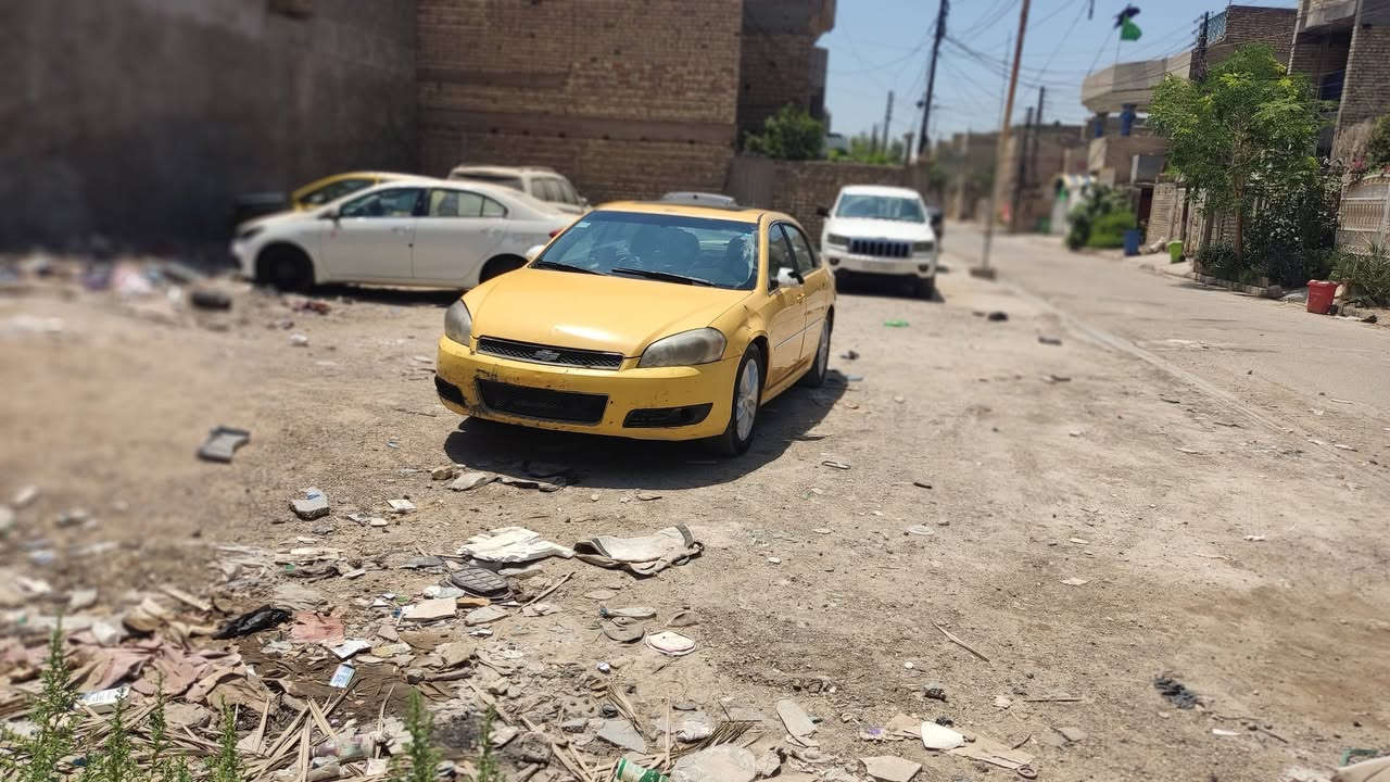 للبيع فول مواصفات  السعر 45 باسمي رقم قادسيه مكانها بغداد  رقم نكليزي  سنويه ل30 هزه جديده مصفره هيئه وغرامات   محرك كير نضيفات بيها خرلطه  مكانها بغداد الاستفسار  *********** // مديل 13
