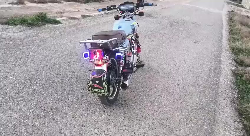 من رخصت الادمن 
متاح دراجه ايراني موديل 2024  درجه 5 كير سافان  نضيفه كلش السعر خاص ***********
