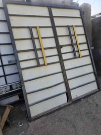 باب للبيع • ٢م ارتفاع • سوق الشيوخ