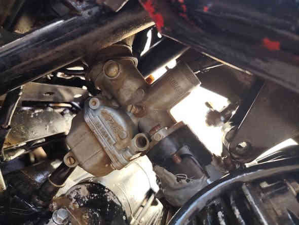 سلام عليكم  للبيع سايم موديل 2018
الماطور تاركه صار شهرين 

يعوزه كابريتر واير بانزين 

ابيع كوم حديد 

السعر 130

وبيه مجال
***********
***********
