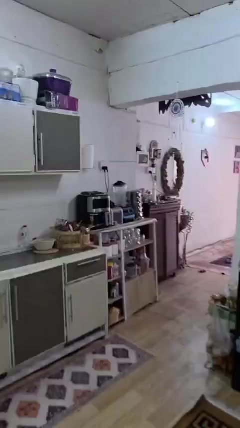 بيت مساحة 100 متر تقريبًا بالتجاوز مال الدورةابو الدشير شارع الضغط قرب اسواق الحجية للأستفسار والسعر ***********
