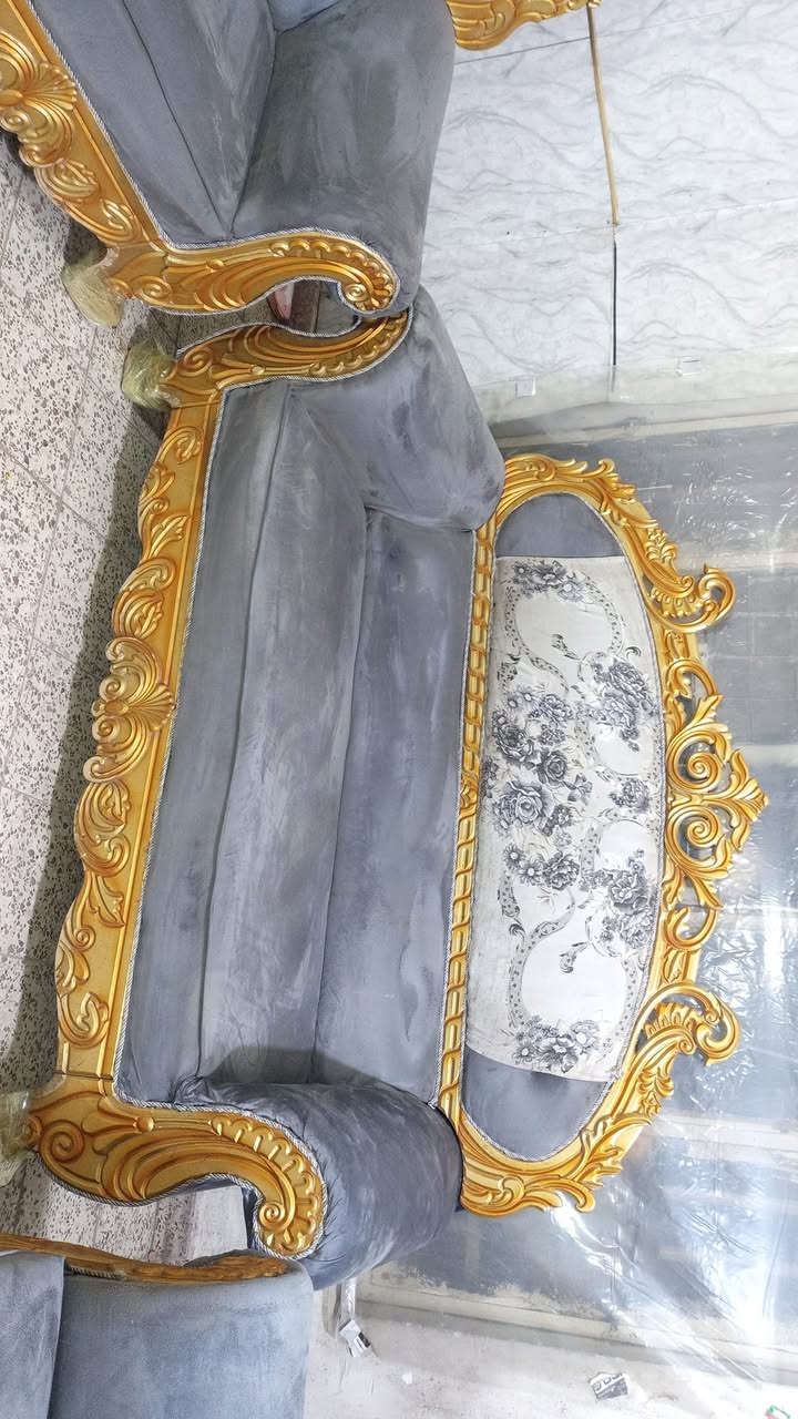 تخم ملكي ١٠ مقاعد اخو الجديد نضافه فول كل ضرار ما بي سعر ٢٥٠ وبي مجال مكاني بياع يوجد توصيل بكروه *********** وتساب تصال *********** وتساب
