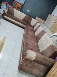 ديوان ٧م • ١٠ مقاعد • خشب ثقيل