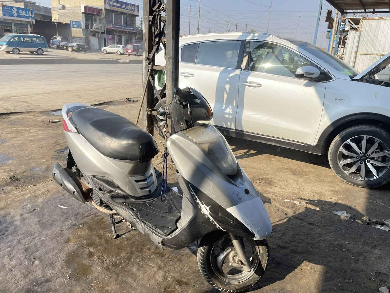 دراجه بريز للبيع 

الدراجه جاهزه من كلشي 

خير من الله 

تجي دكلب وتشوف بعينك 

مكاني بغداد المعامل 

رقمي ***********

السعر 500 وبيها مجال حك الجيه
