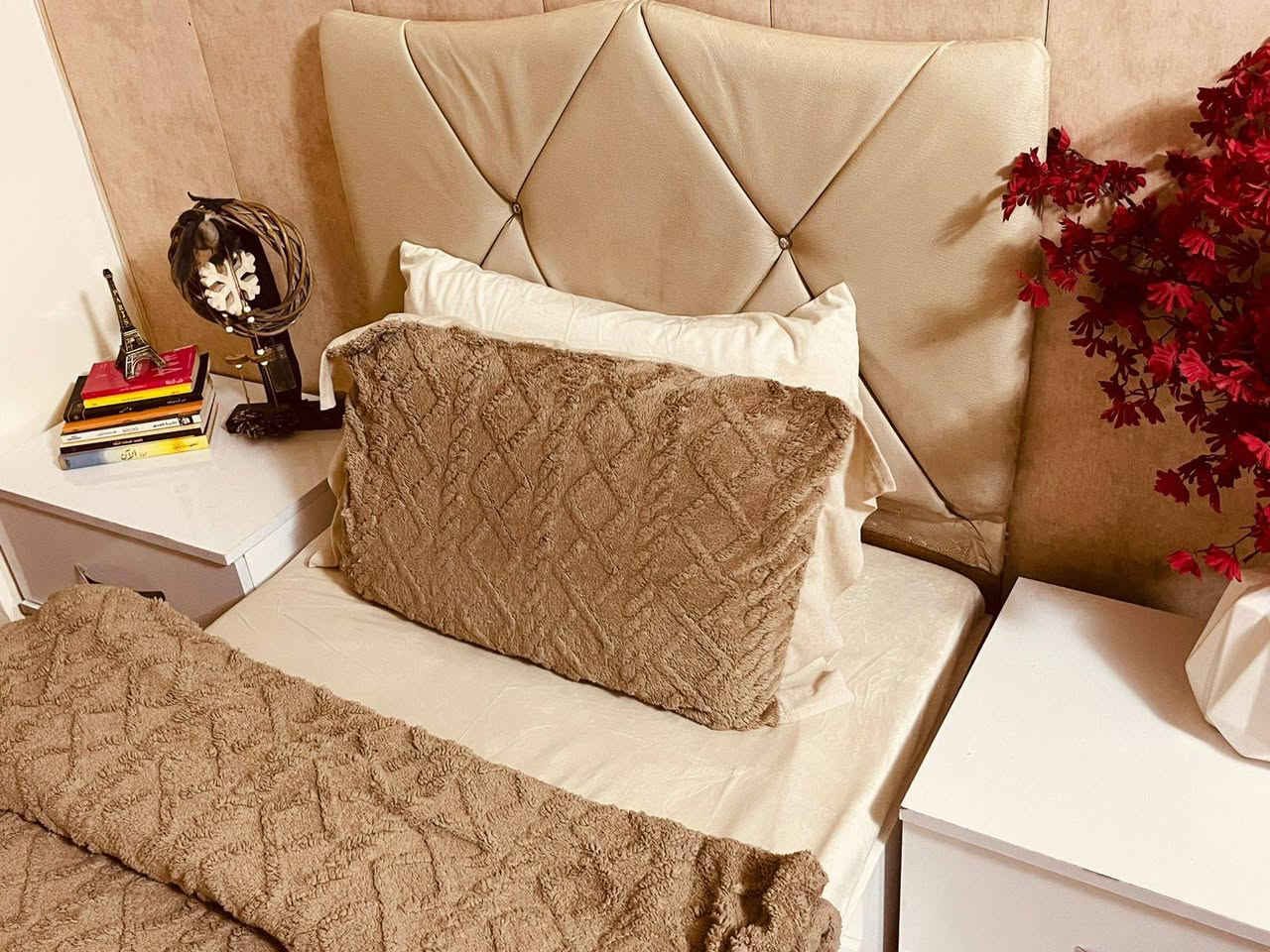 غرفه تركيه  شبابيه بدون كنتور.....ويا دواشك سعر 350 مكان بغداد جسر ديالى بغداد, العراق


**إذا كنت صاحب هذا الإعلان وتريد حذفه لأي سبب، رجاءا أرسل رسالة إلى الدعم الفني**