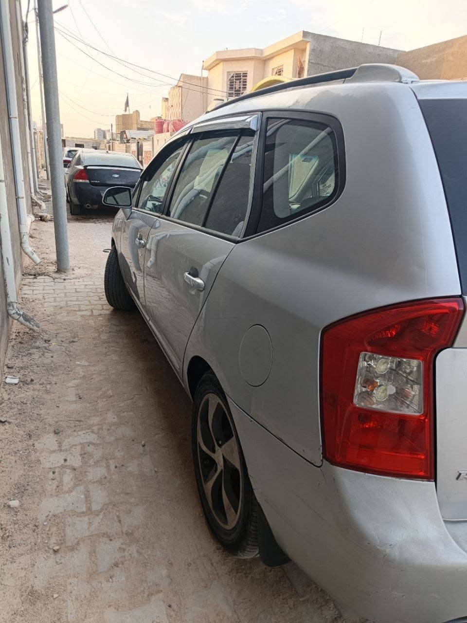 للبيع
Kia RONDO

موديل 2007

موصافات EX معروفه 

محرك 2700 V6

مواصفات السياره 

بنوراما 

تحكمات ستيرن كامله

بلاجكتور 
تبريد قطعتين

ضرر السياره 

تبديل 3 قطع بدون دواخل 

وبارد بلجاملغ لخلفي 

سعر السياره 88 بي مجال بسيط .

رقم تواصل 

***********.

مكلف بالنشر
