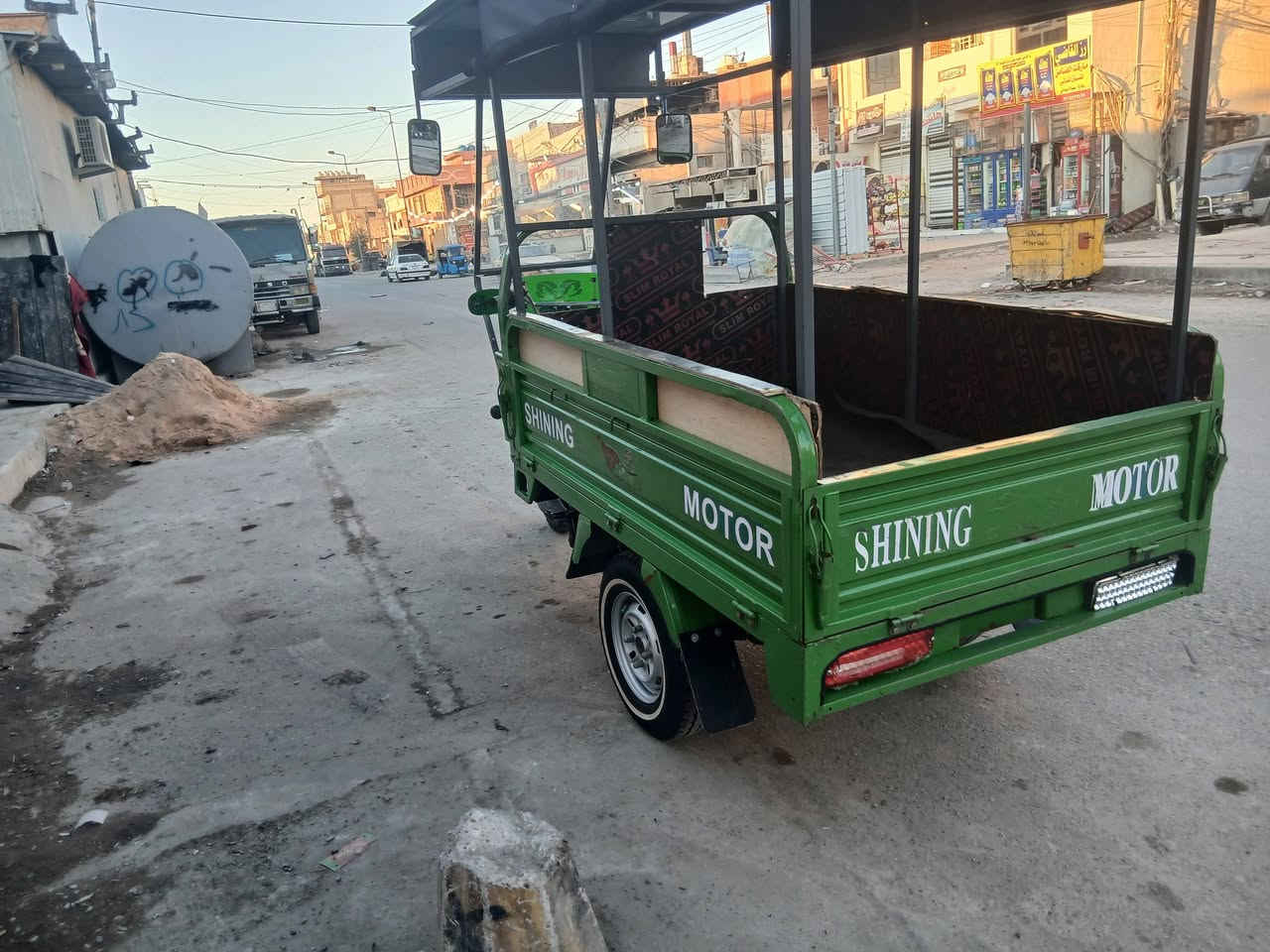 سلام عليكم ستوته صقر مديل 23 مكفوله كفاله عامه كله شغله كهربائيات كله شغله فول لبيع ستوته مدفعله كمرك كامله عنوان بغداد مدينت الصدر قطاع واحد عل شارع الصيانه لبيع الرقم والا ستفسار ***********
