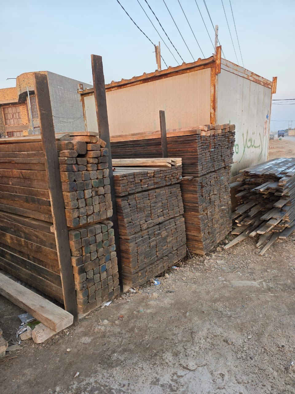 قالب خشب للبيع العدد 14مكعب نضيف جداً روسي تارس

لوح 4 متر 5مكعبات ونص 

لوح 3متر 3مكعبات 

سير 3متر  مكعبين اله ربع 

سير مترين عدد مكعب

سير متر ونص عدد مكعب 

لوح مترين عدد مكعب وربع 

لوح متر ونص عدد نص مكعب 

الاستفسار 

***********

***********
