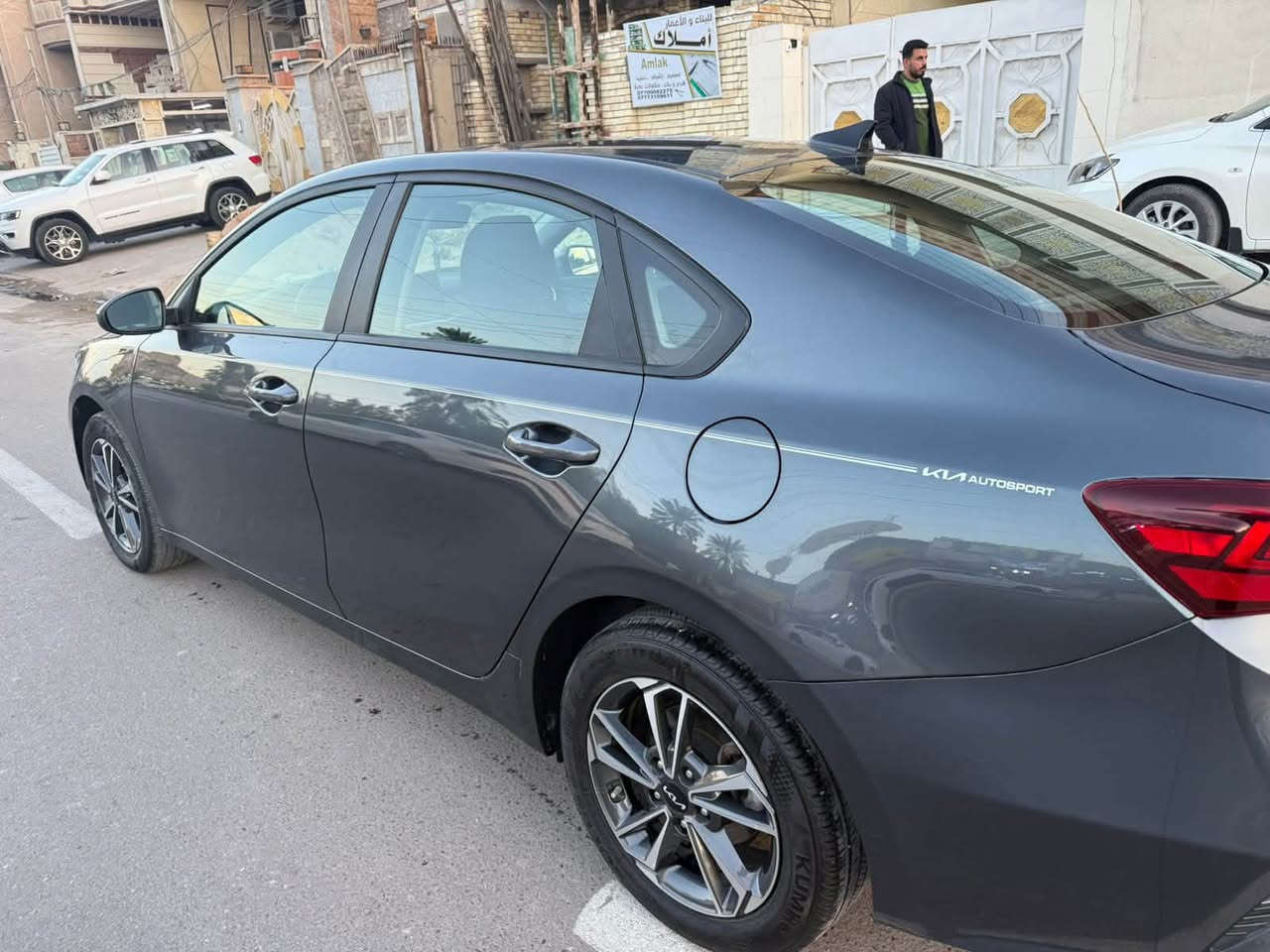 كيا فورتي موديل 2024
موصفات عاديه LX

تبديل جاملغ وبنيد امامي وصبغ جاملغ خلفي 

السعر 134

بغداد الشعب 

***********
