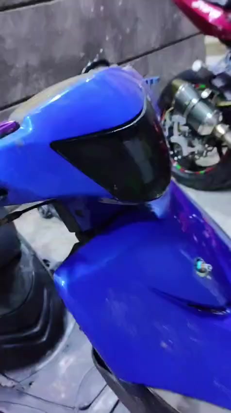 سلام عليكم دراجه ماكس عدله للبيع سعر 450 وبيها  مجال شراي تعال وبخدمتك رقم الهاتف مكاني بصره ابو الخصيب حمدان ***********
