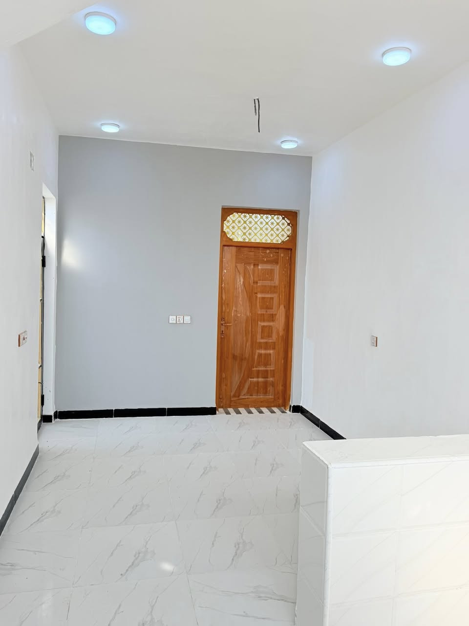 للايجار مساحة ٥٠ م  ملحق حي ميسان // يم الكرعاوي
جديد وغير مسكون // شارع الزوار

***********

*********** وتساب
