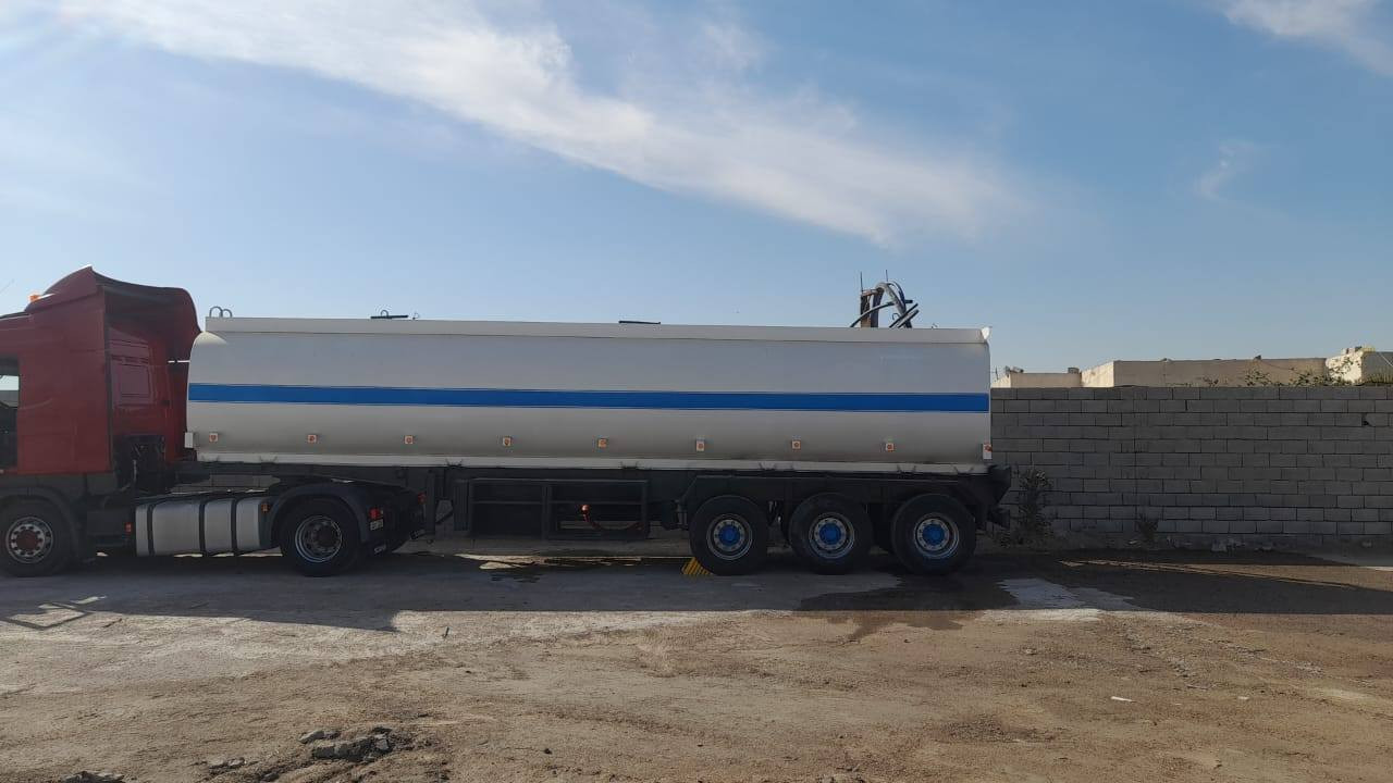 ***********
البيع صحريج كامل
