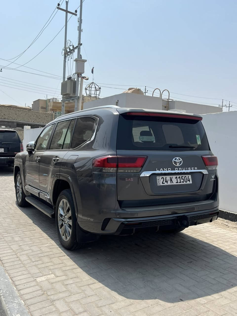 ‏سلام عليكم ￼لاند كروز في اكس موديل 2023 كفاله عامه من كلشي عليه نانو بل كامل ماشيه 70 شركت ساز رقم شمالي وكاله او تحويل عنوان بصره قبله سعر 675 

***********
