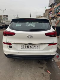 توسان 20  خليجي  فول مواصفات عدا البنوراما  بيهه باب السائق مبدل بلادي...