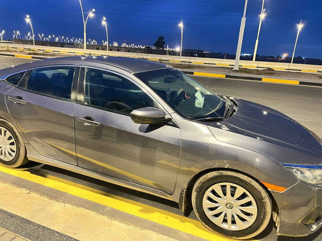 هوندا سيفيك 2016 
محرك 2000 cc
شاشه لمس
كامره خلفيه 
تحديد سرعه 
كير مكينه مكفولات 
تدفئه كشنات
تحكم ستيرن جهتين
سايد بريك بصمه 
اوتو هولد 
وضعيه قياده NORMAL_ECO
ليد نهاري وليلي اوتو 
سعر 105  
مكان السياره سامراء 
للاستفسار ***********
وتساب وتصال سامراء, صلاح الدين
