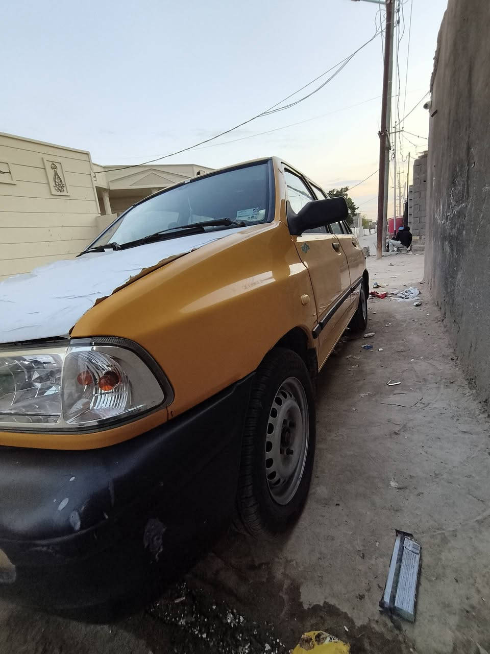 السلام عليكم سياره سايبه موديل 2011 السعر ((29)) وبيها مجال السياره مكفوله مكينه وكير  حداديه وكهربائيات شقاله كلها تخم تاير جديد دواخل جديده مكفوله من الضربه والتبديل وتحويل ثاني يوم مكاني البصرة ابو لخصيب  للاستفسار الاتصال***********او واتساب***********
