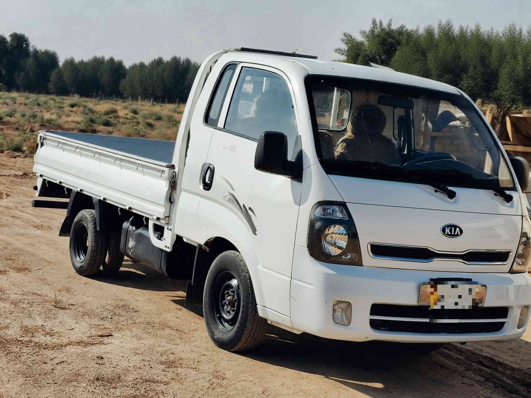 السلام عليكم
كيا بنكو محرك 2700
موديل 2013
رقم صلاح الدين 
السيارة خير من الله ع ايدي بيهة رشات خفيفة 
محرك مكفول وتدفأة تبريد مكفولة السيارة مكفولة من اي عيب
السعر : 110 وبيهة مجال 
***********
