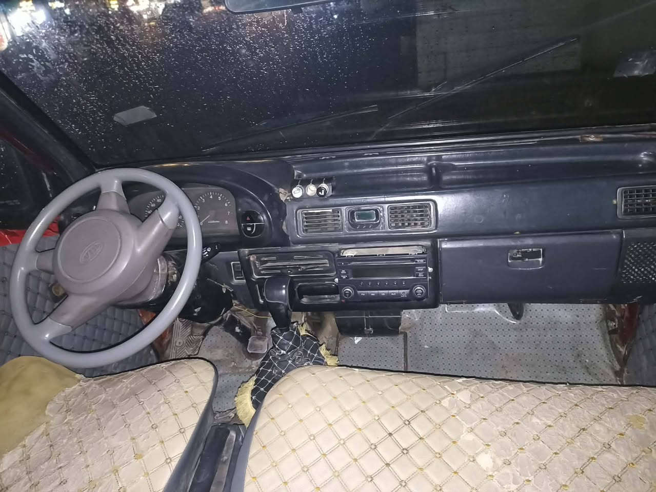 السلام عليكم سياره هوندا للبيع عطل بلمكينه الشراي يتصل عله هذا الرقم ***********
