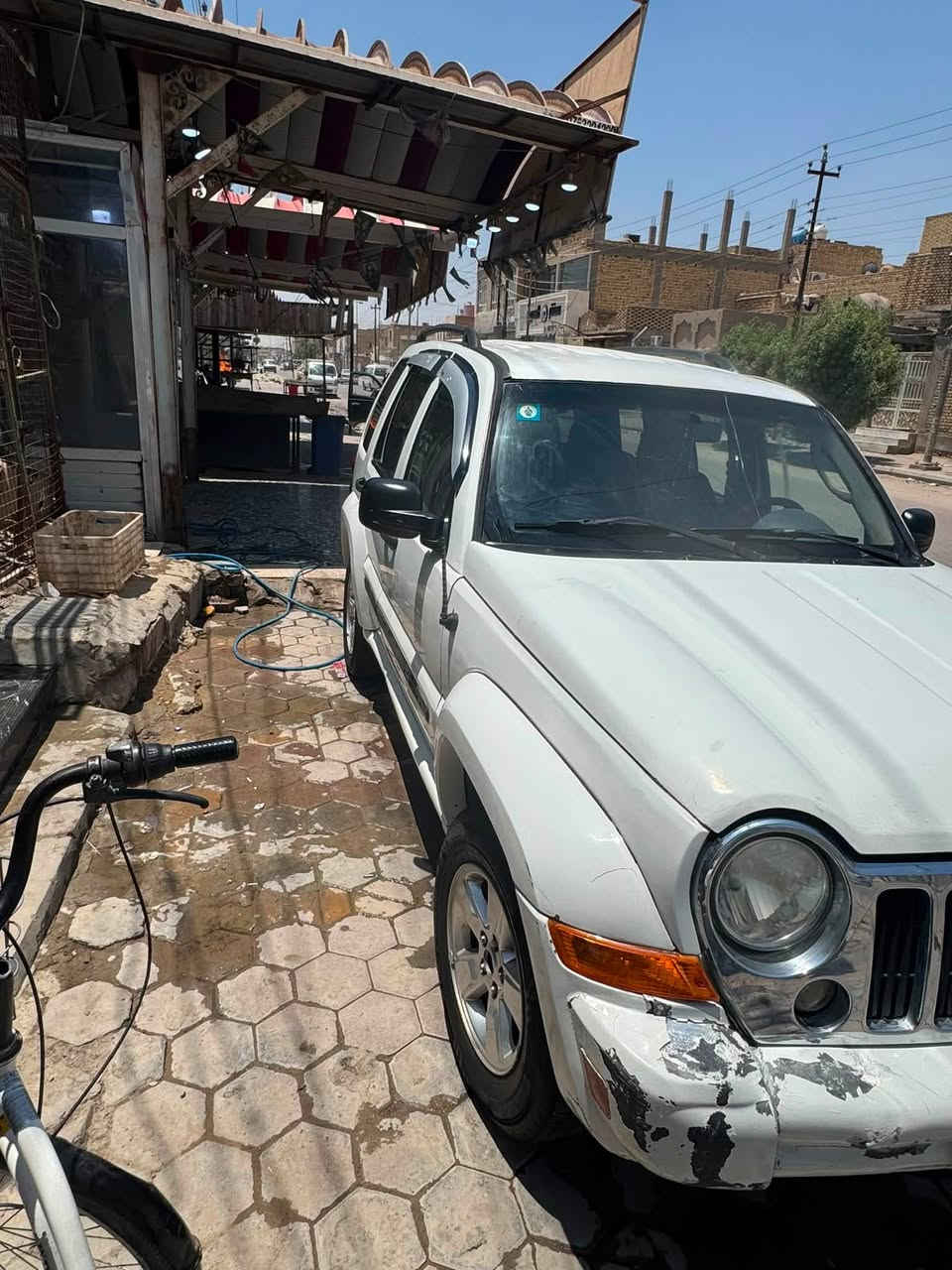 سلام عليكم جيب لبرتي مديل 2007. مكينه وكير كفاله مصبوغه حزام سعر 67وبيه مجال ***********
