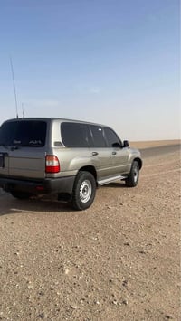 لاندكروز مونيكا • محدثه ٢٠٠٦ • ٦ سلندر