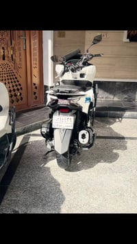 دراجه pcxجيل رابع ياباني مكينه 160وكاله ماشيه 19الف ABSدراجه فول نضافه...