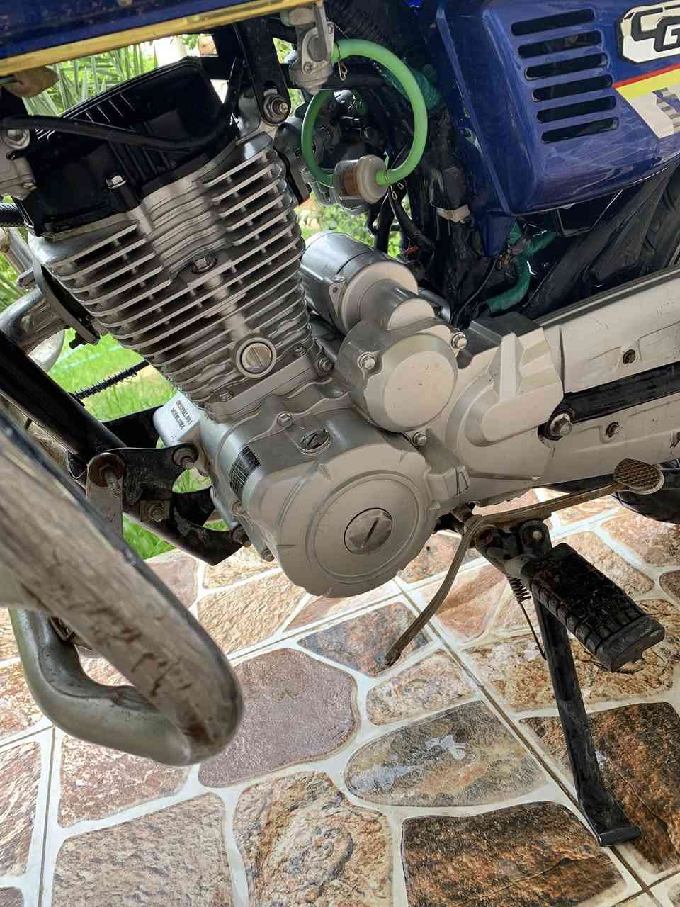 سلام عليكم ورحمة الله وبركاته 
اخواني دراجه موديل ٢٤ مكفوله من اي عيب محرك ما مفتوح نظيف خير من الله سعر الدراجه ٥٧٥ بئ مجال مكاني قريب 
***********
