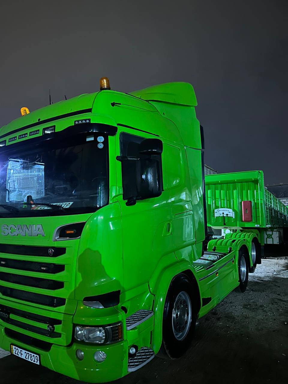 السلام عليكم سكانيه مديل 2016 محركه 560 رقم اربيل بسنويه قلاب فصل اوربط عربانه غسان مديل 2026 زيرو لاستفسار على رقم ***********
