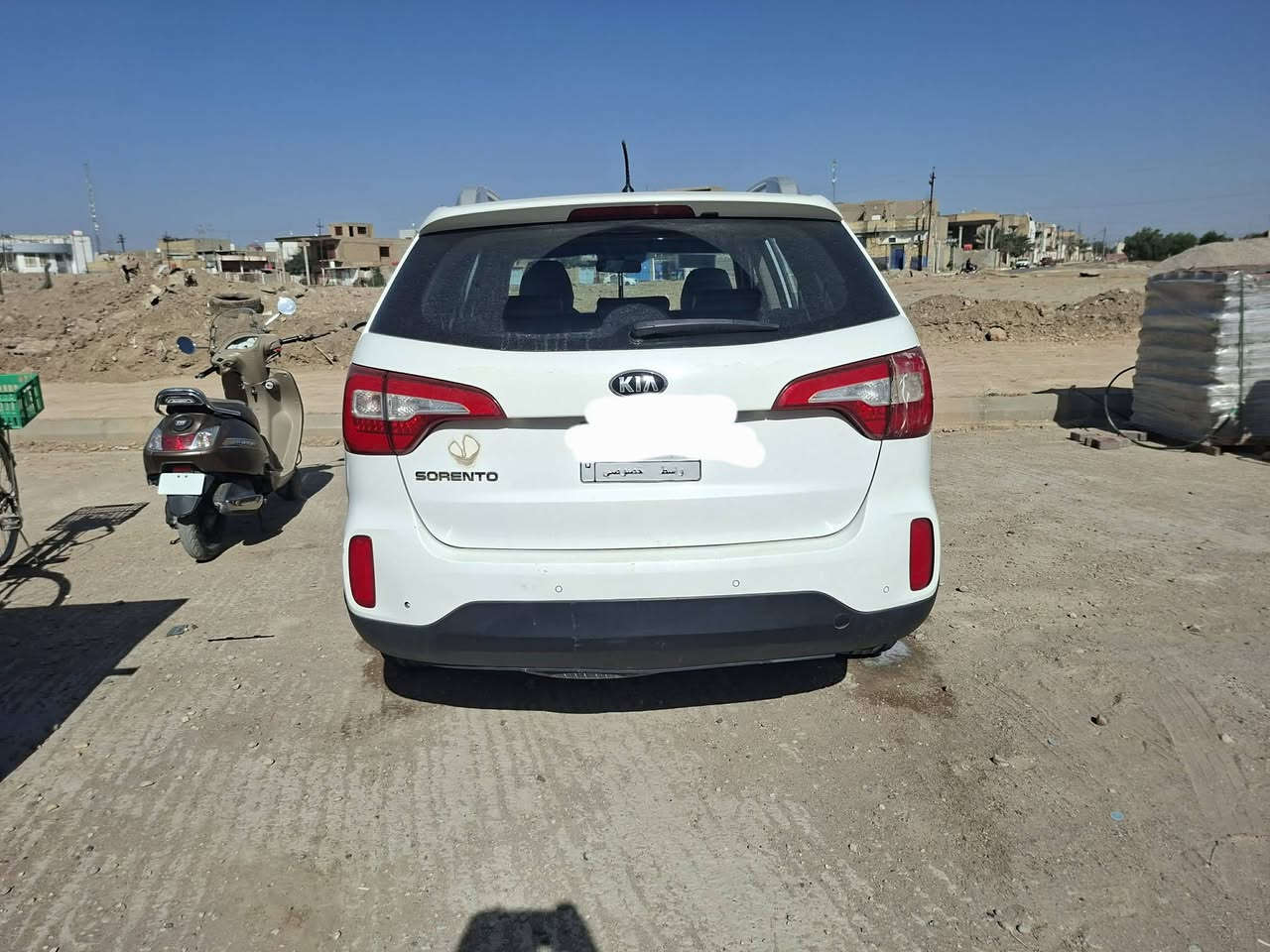 سلام عليكم  سيرنتو موديل ١٥ رقم واسط خليجيه مراوس بي  ديرنكو من مديل ٢١ وفوق اراوس  مكانه السياره الديوانيه ٤ سلندر راكب ٧  فول عدل فتحه نقصها فتحه سياره ***********
