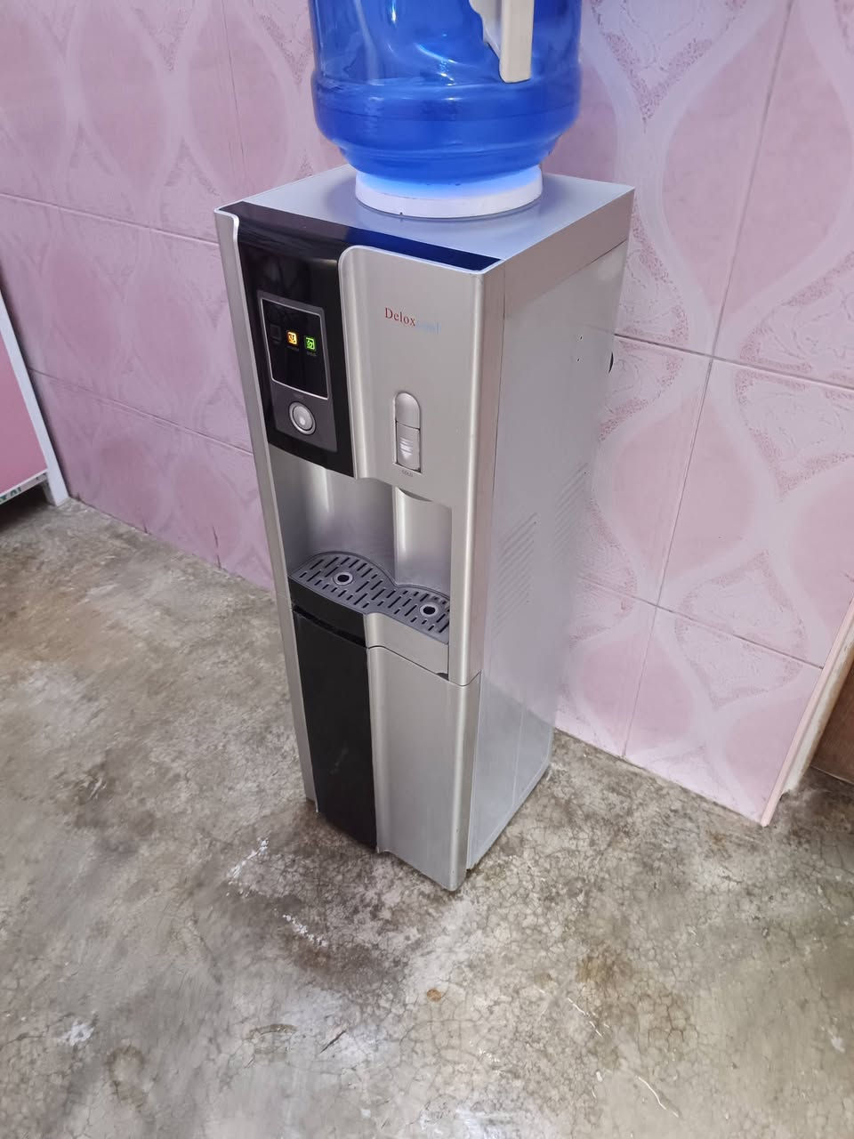 س ع براد شغال شرط حار باردثلاجه  فول نضافه كل عيب مابيه كله شرط  بلادي شركه سعر 65 وبيه مجال مكاني كركوك كركوك حي عسكري ***********
