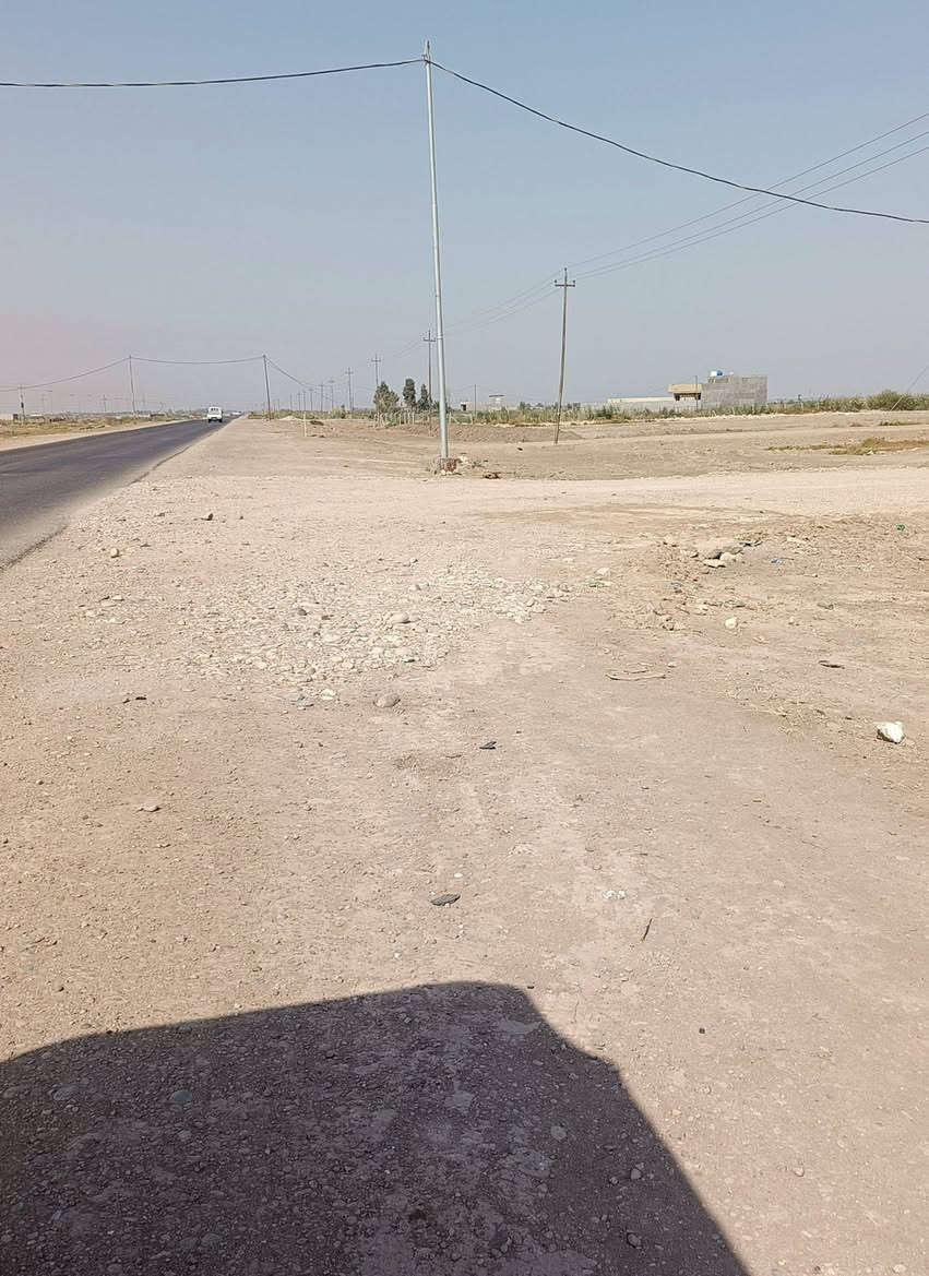 2 دونم للبيع بجانب الاساله طريق نعمانيه زبيديه سند ٢٥واجه على شارع مباشر
*********** شششررررط التحويل
