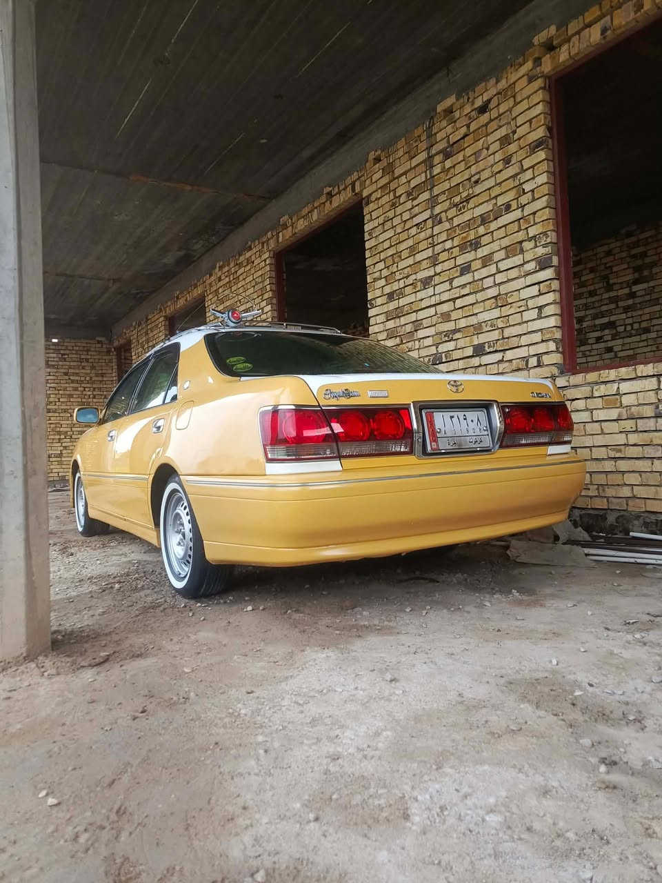 السلام عليكم ملكه للبيع او امراوس سياره دكمتين برده خلفيه مكينه كير حداديه تخم تاير سياره جاهزه من كلشي وتجي وتشوف اذا مو احله من الصور اشكد تخصر عليه العنوان السماوه سياره خط وبحث نجف بغداد جاهزه من كل النواحي كصتها قماره فقط رقم الماني وملصق وكتاب الفحص عندي سياره مفحوصه وجاهزه السعر اب ٨٠ وعليها غرامات مرور ١٤ ورقه يطيحن من سعرها وبخدمتكم خاص مفتوح وهذا هم رقمي ***********
