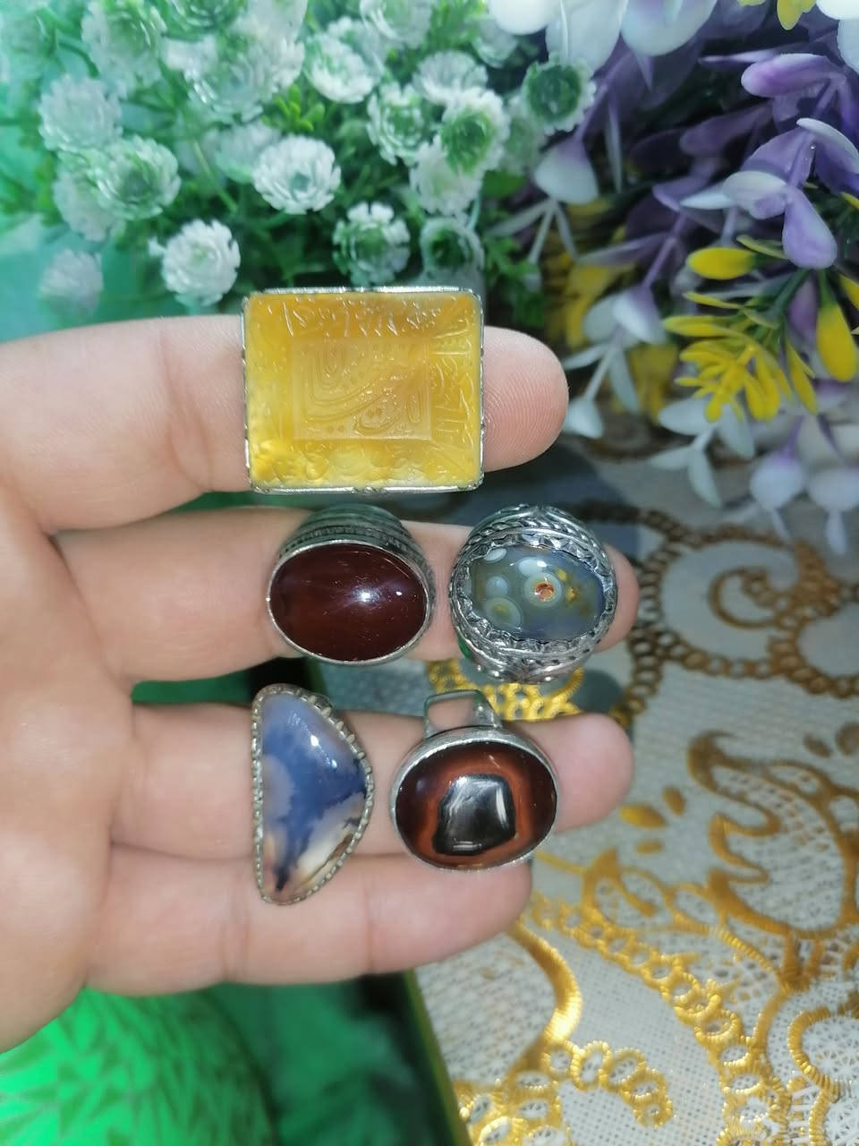 السلام عليكم للبيع بغداد الأمين الثانية ***********
