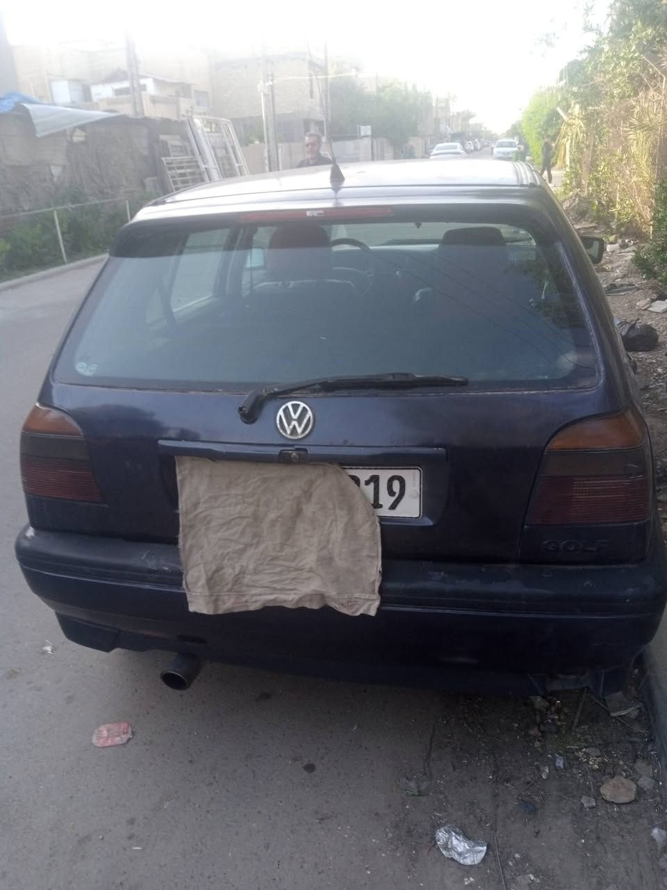 السلام عليكم للبيع كولف موديل 94
محرك 1800 نضيف جدا
كير ميكانيكي 
صدر جيد جداً 
كهربائيات كلهه شغاله
السيارة بأسمي رقم انكليزي بغداد 
مكاني بغداد الدوره 
الاستفسار ***********
