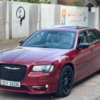كرايسلر 300s فورويل  2014 محدثه  السياره بدون ضرر صبغ قطعة وحده فقط  م...