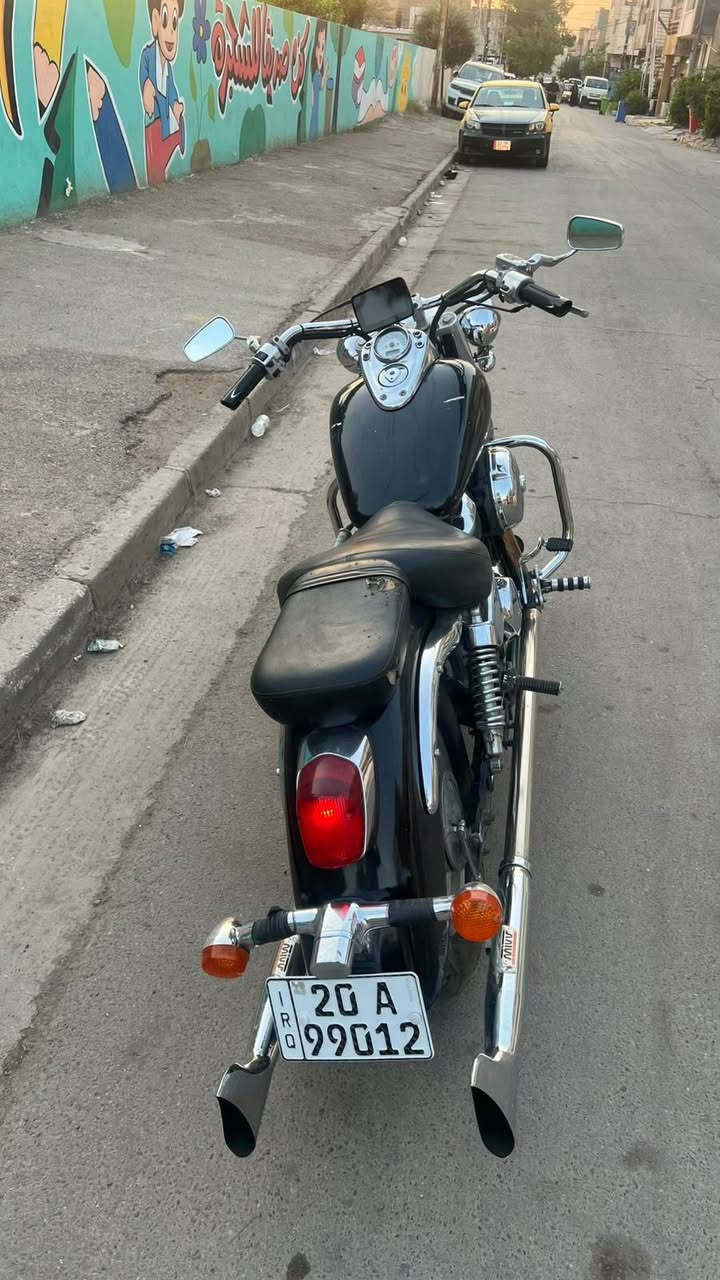 هوندا شادو 400cc للبيع
رقم ديالى مشروع وطني 

بيها كطعة كابريتة 

نقص صفاحية اليسرى والاشارة الورة مكسورة

كهربائية كلها شغالة

سعرها 25 ورقة وبيها مجال حك الجية
مكاني نجف
الرقم ***********
